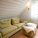 Rosenhuus Gartenrose Appartement Spiekeroog
