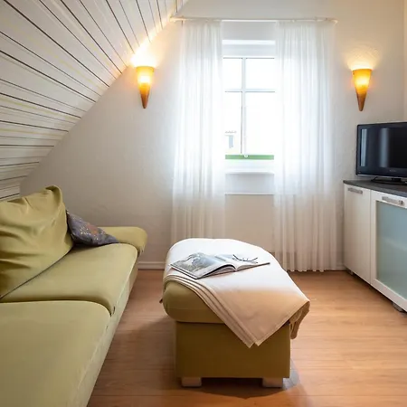 Apartment Rosenhuus Gartenrose *